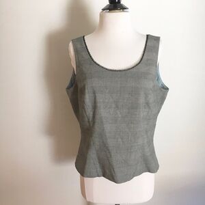TAHARI Sleeveless Rounded Neckline Blouse Size 12